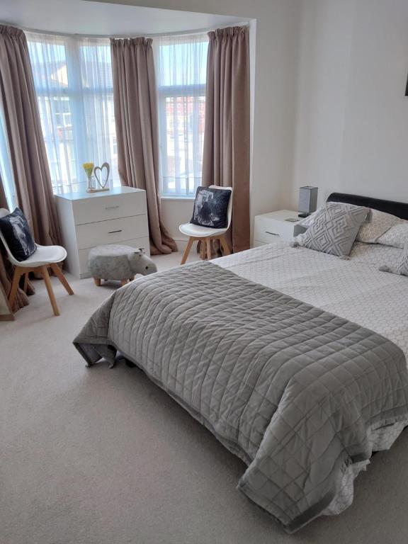 The Golden Sands B&B room 5